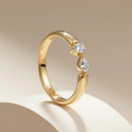 SLEEK LEAVE STYLE RING